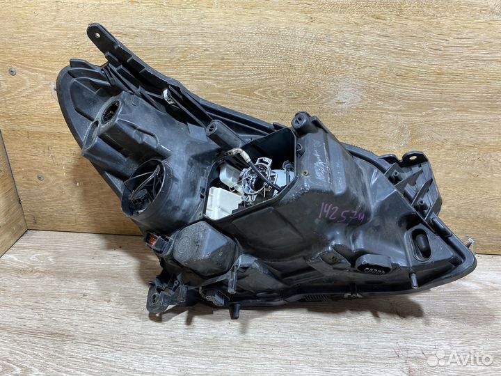 Фара левая Opel Astra H адаптивная 142574