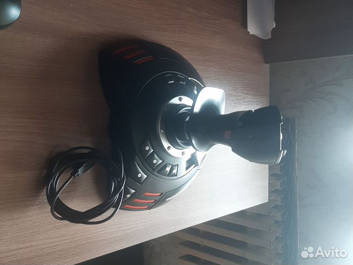 Джойстик Thrustmaster T-flight stick X