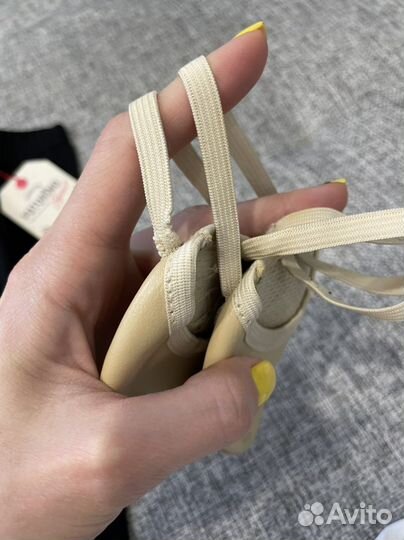 Купальник, лосины, получешки и скакалка