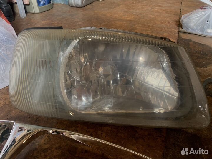 Фары Hyundai accent