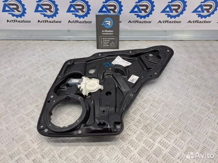 Стеклоподъемник электр. задний правый задний