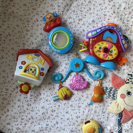 Развивающие игрушки пакетом chicco fisher price