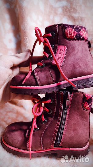 Ботинки для девочки