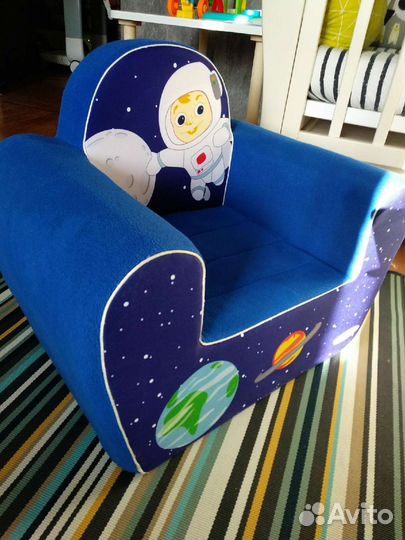 Детское кресло