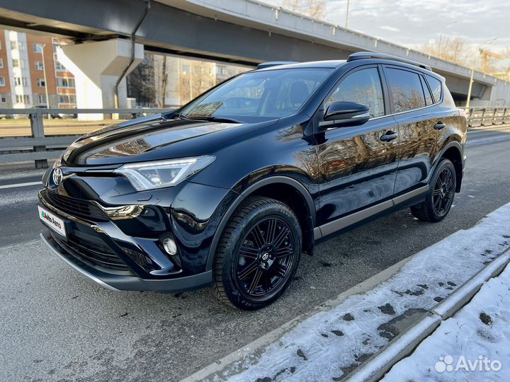 Toyota RAV4 2.0 CVT, 2017, 107 000 км