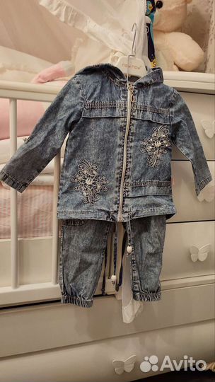 Джинсовый костюм на девочку