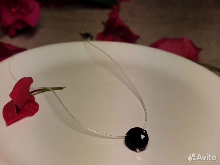 Колье на леске