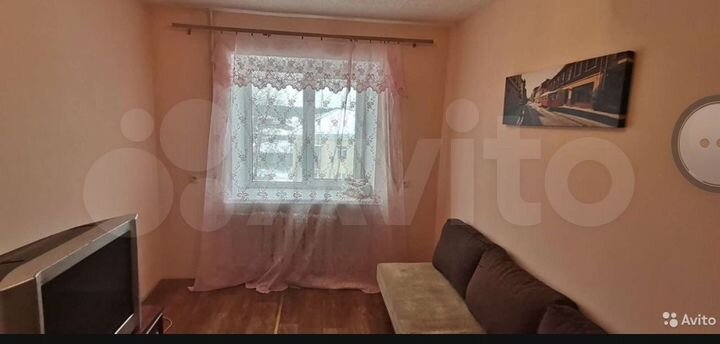 Комната 11 м² в 6-к., 5/5 эт.