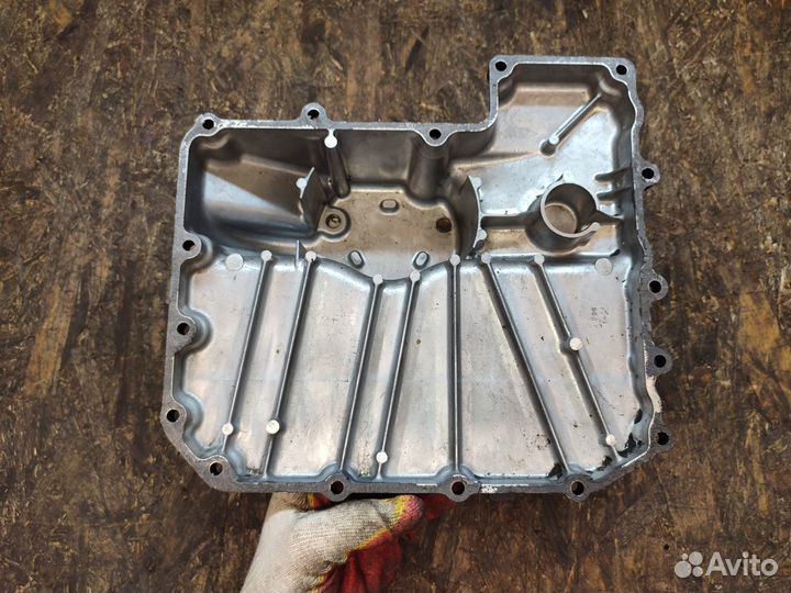 Z750 04-06 маслянный поддон