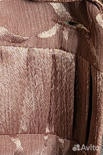 Костюм женский, размер 52