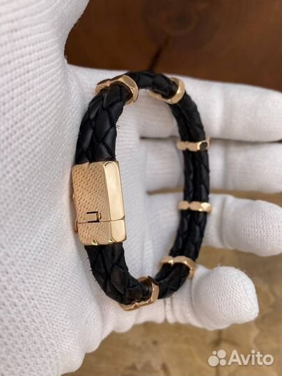 Кожаный Браслет с Золотыми Вставками