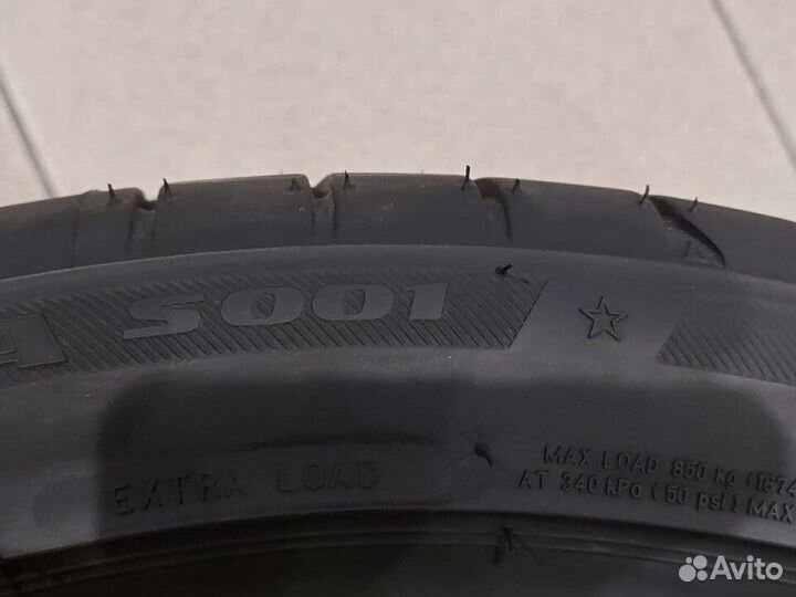 Bridgestone Potenza S001 275/35 R20 102Y