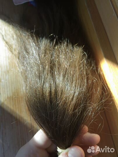 Продам натуральные волосы (30 см)