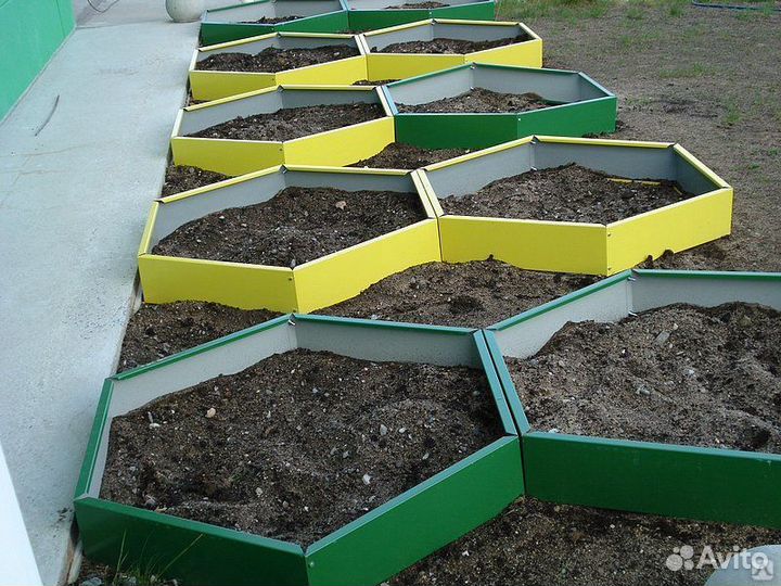 Клумбы и грядки для огорода