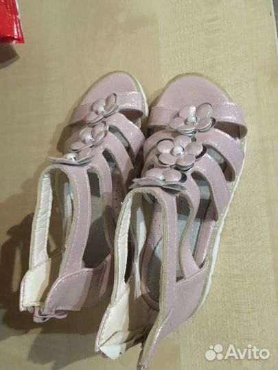Сандалии для девочки