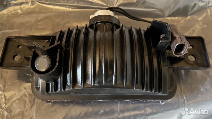 Mitsubishi Pajero-IV задний фонарь противотуманный