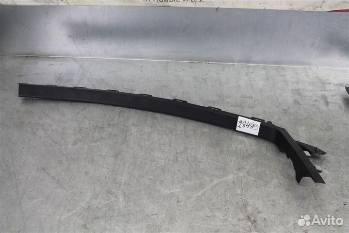 Накладка двери передней правой Ford Focus 3 2011