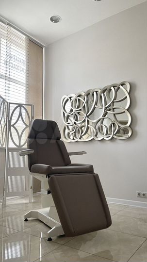 Салон красоты 93.7 м² с Медицинской лицензией