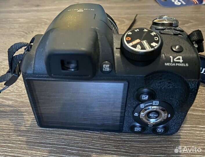 Цифровой фотоаппарат FujiFilm FinePix S4000