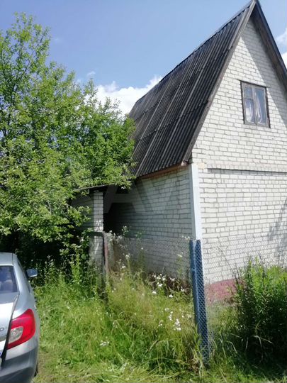 Дом 30 м² на участке 5 сот.