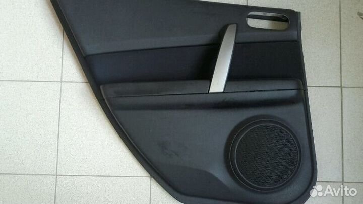 Обшивка двери задней левой мазда 6 GH 2009