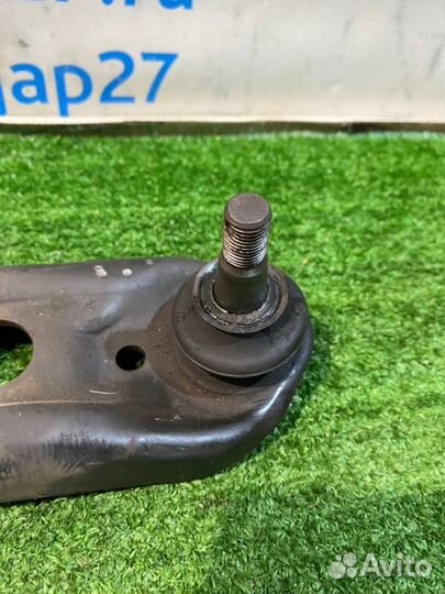 Рычаг(5) передний правый Toyota Sienta NSP170