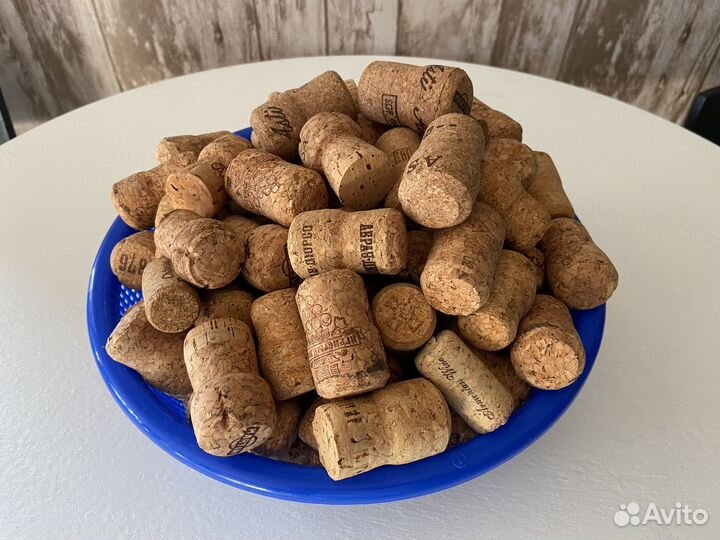 Пробки от шампанского и вина 126 шт