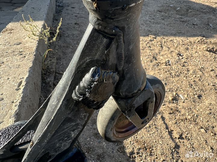 Трюковой самокат