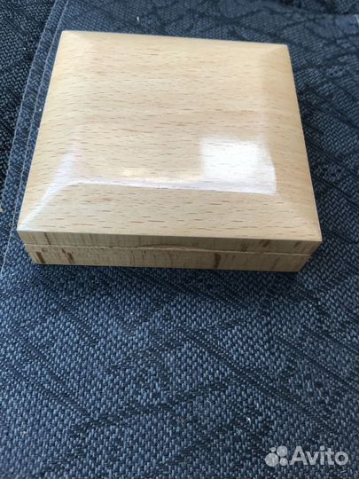 Монета Серебряная 999 5 долларов