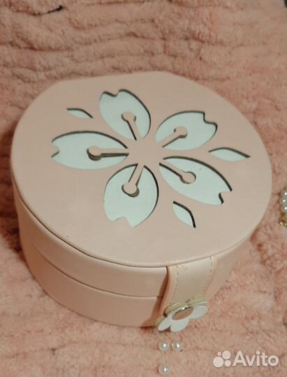 Шкатулка для украшений