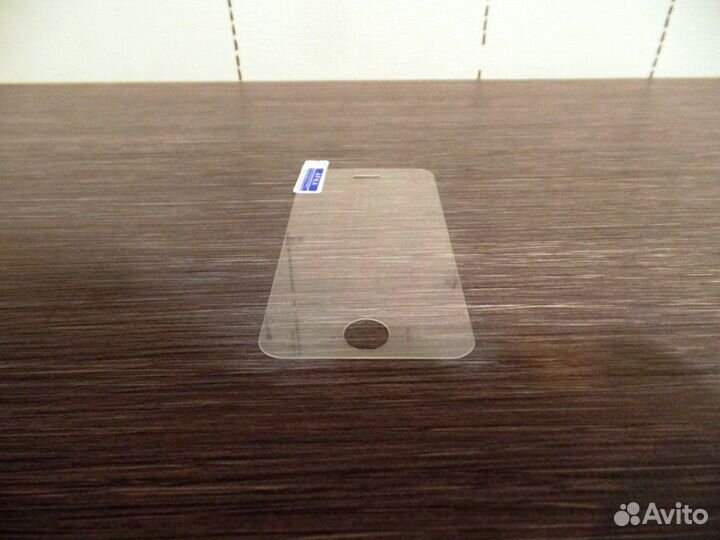 Защитное стекло iPhone 4S