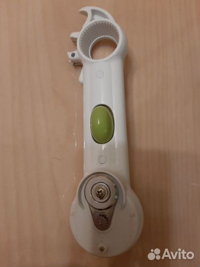 Универсальная открывалка 6 в 1 для банок,бутылок