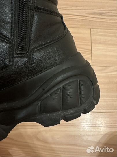 Ботинки для девочки 33