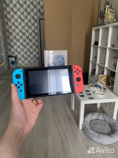 Портативная игровая приставка nintendo switch
