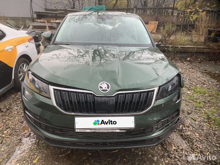 Skoda Karoq 1.4 AT, 2021, битый, 20 000 км