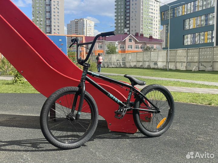 Трюковой велосипед bmx