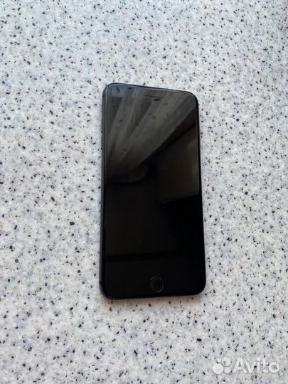 iPhone 8 Plus, 64 ГБ