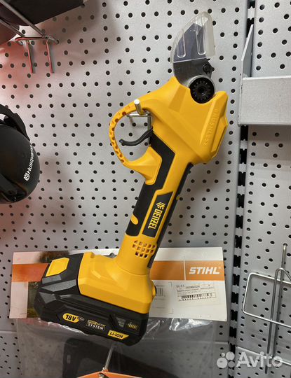 Секатор аккумуляторный Denzel CP-30