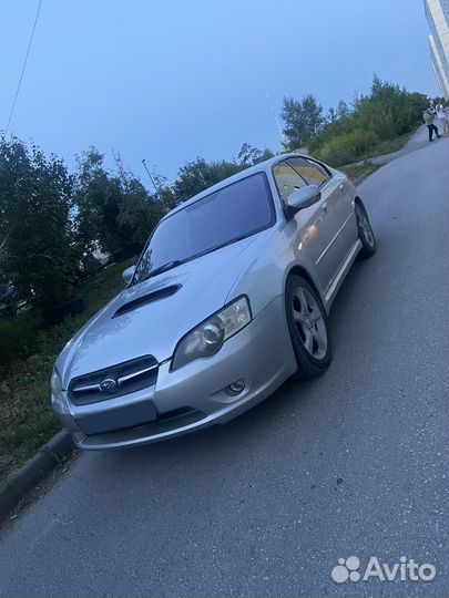 Subaru Legacy 2.0 AT, 2003, 203 000 км