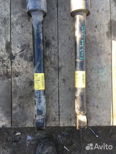 Амортизатор задний Chevrolet Cruze