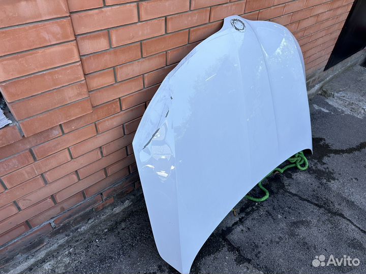 Капот skoda rapid