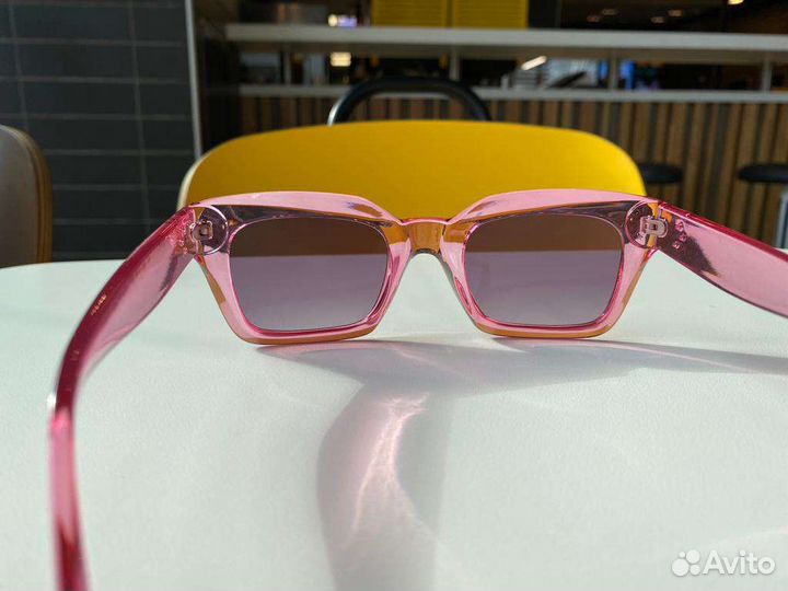 Очки в стиле balenciaga