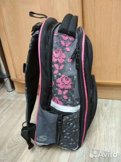 Рюкзак (ранец) школьный