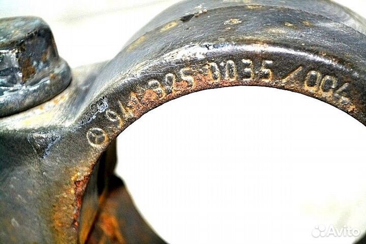 Кронштейн пневмобаллона ведущего моста, правый mer