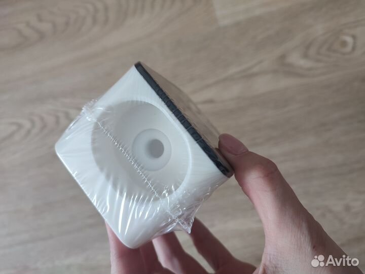 Дозатор для зубной пасты