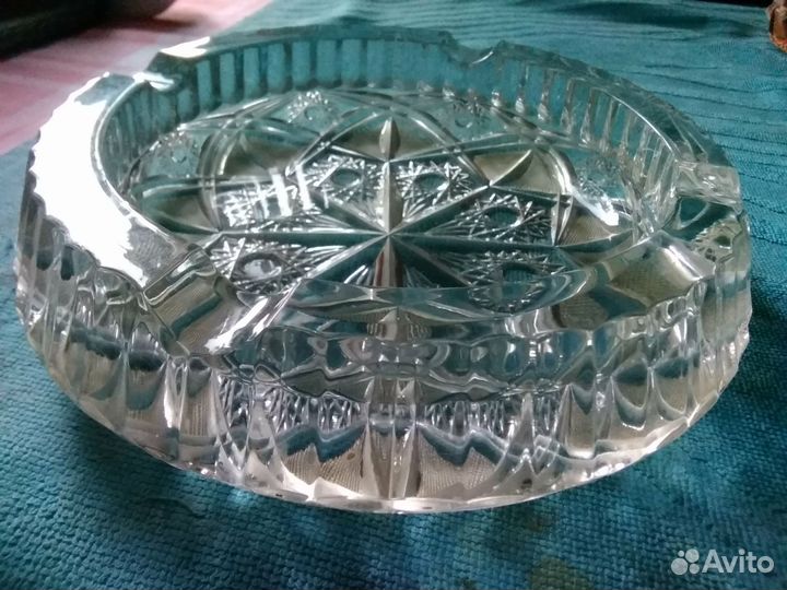 Хрустальная пепельница