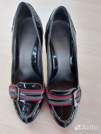 Туфли женские