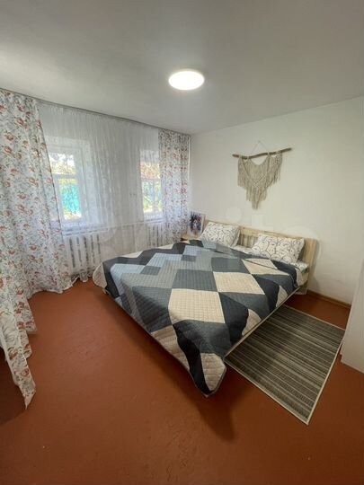 Дом 50 м² на участке 1,5 сот.