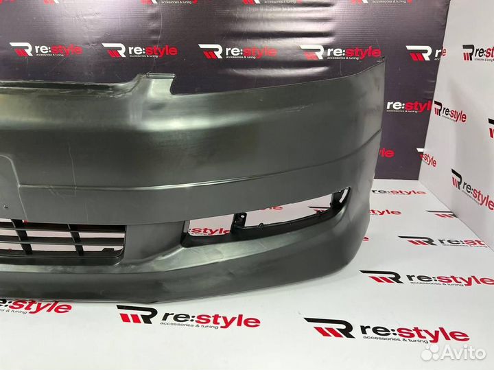 Бампер передний Toyota Ipsum 20 01-03 N2298
