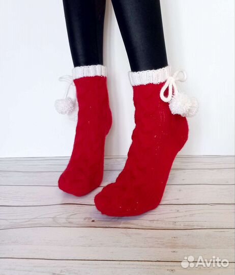 Носочки вязаные с помпонами (размер 36-37)